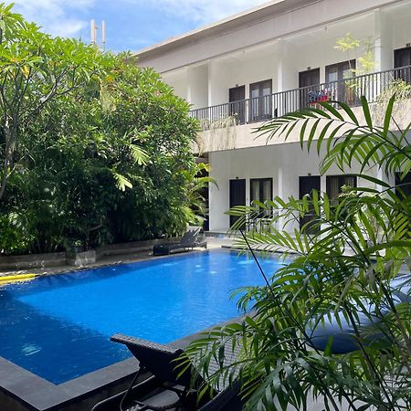 Seminyak Point Guest House Bagian luar foto