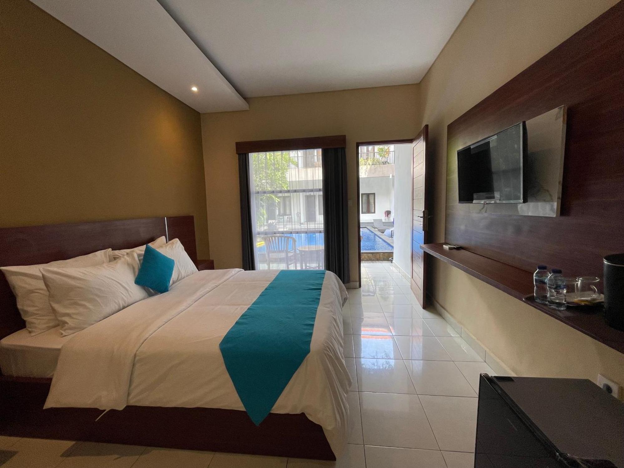 Seminyak Point Guest House Bagian luar foto