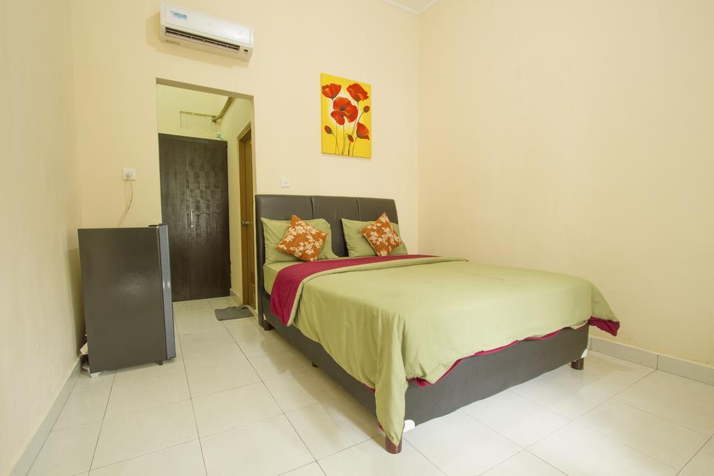Seminyak Point Guest House Bagian luar foto