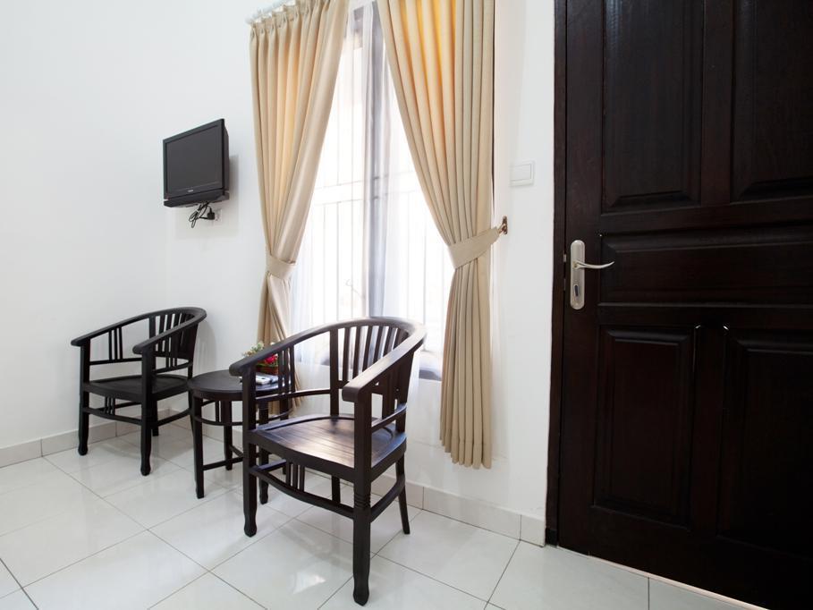 Seminyak Point Guest House Bagian luar foto